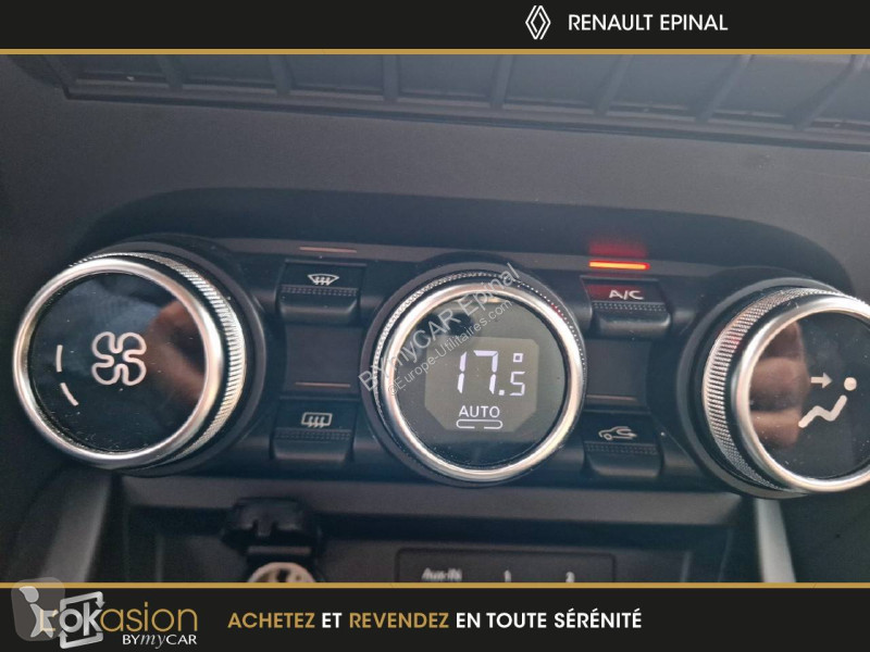 Autoutilitară Renault Arkana mild hybrid 140...