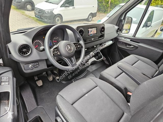 Užitkové vozidlo Mercedes 317 CDI...
