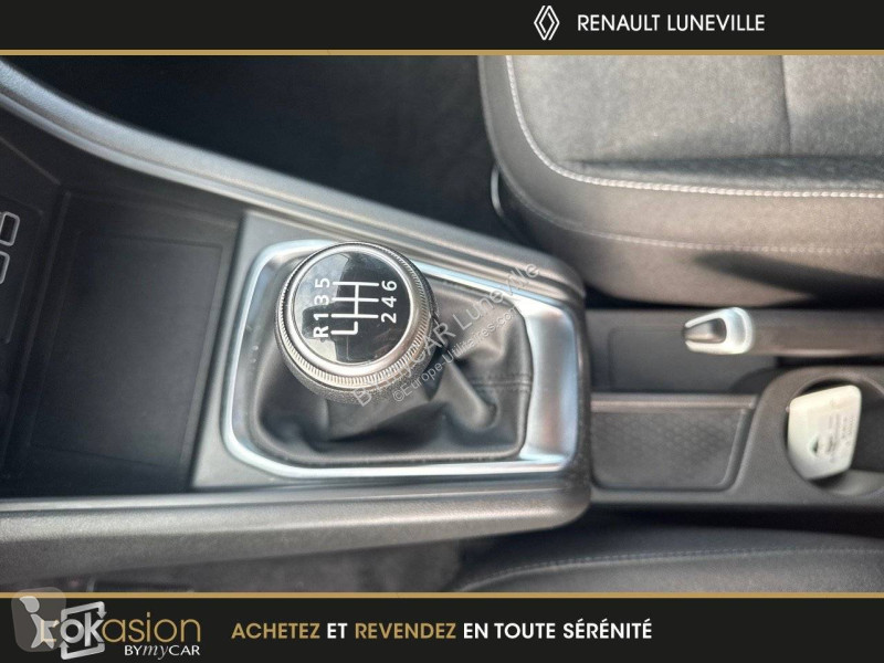 Véhicule utilitaire Renault Captur TCe 90