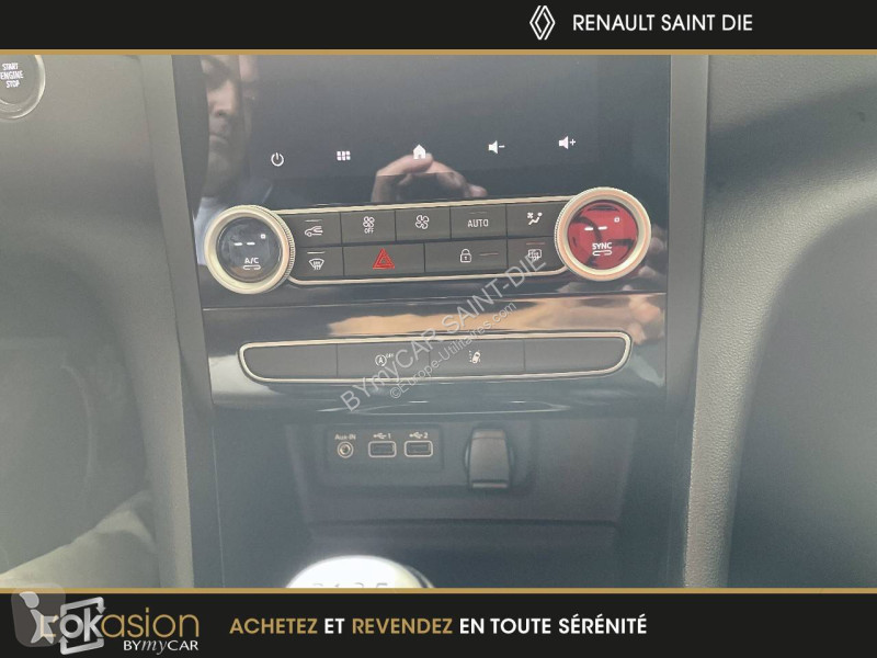 Autoutilitară Renault Mégane IV Berline Blue...