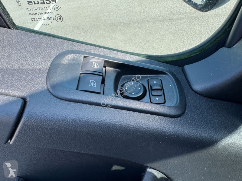 عربة نفعية Renault