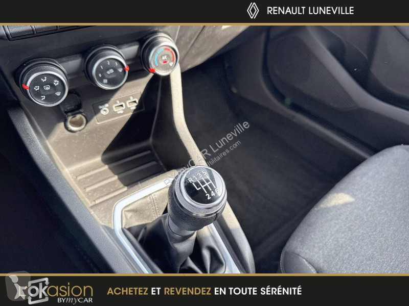 Autoutilitară Renault Clio Blue dCi 85