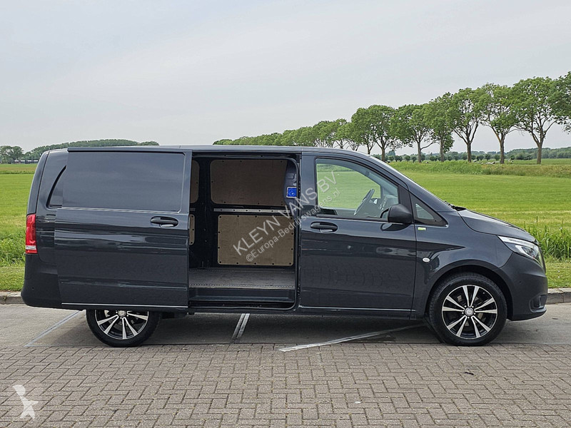 Véhicule utilitaire Mercedes 119 CDI L2 4Matic...