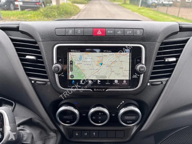 Véhicule utilitaire Iveco BE trekker 3.0 v.v....