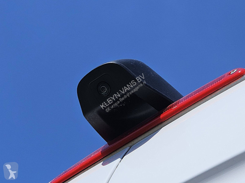 Veicolo commerciale Mercedes 516 L2H2...