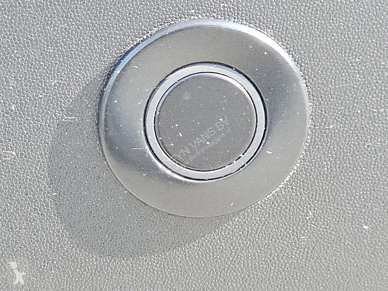 Autoutilitară Ford 2.0 L2H1 Dub.- Cab. Navi