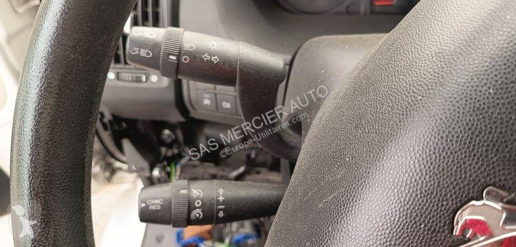Véhicule utilitaire Peugeot