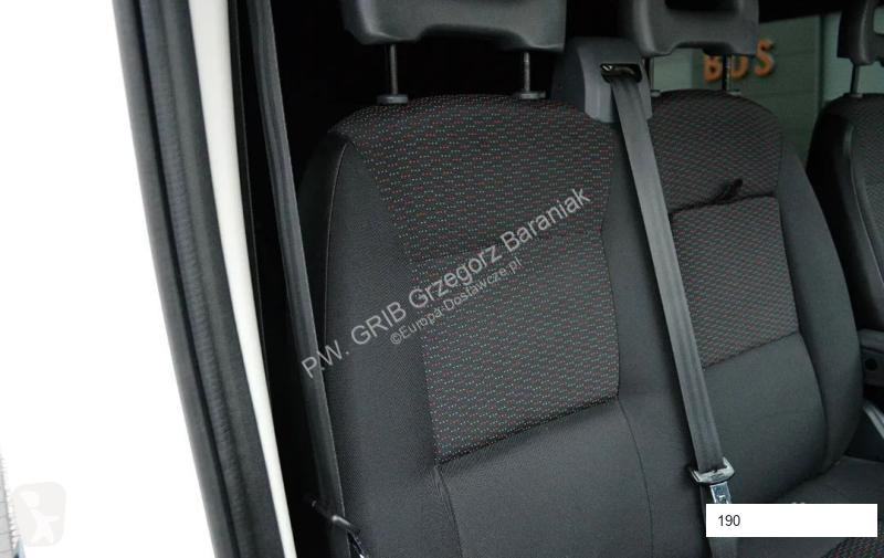 Véhicule utilitaire Peugeot Furgin Duoble...