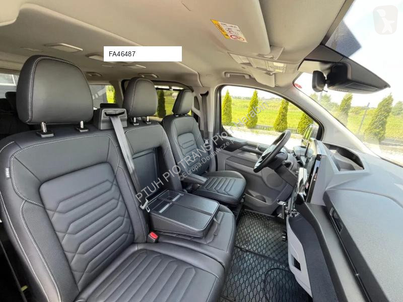 Véhicule utilitaire Ford TOURNEO CUSTOM...