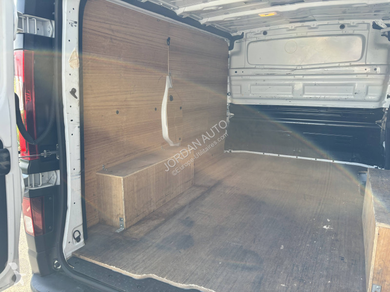 Furgoneta Renault L1H1 2.0 BluedCi 120ch Grand...