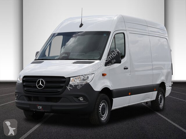 Veículo utilitário Mercedes 317...