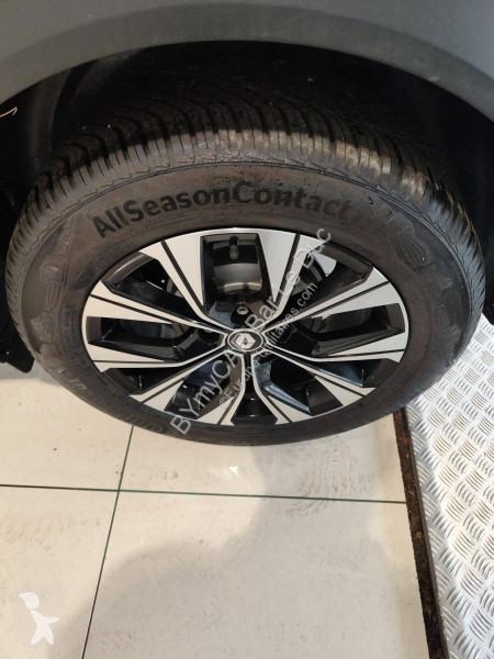 عربة نفعية Renault Captur TCe 90