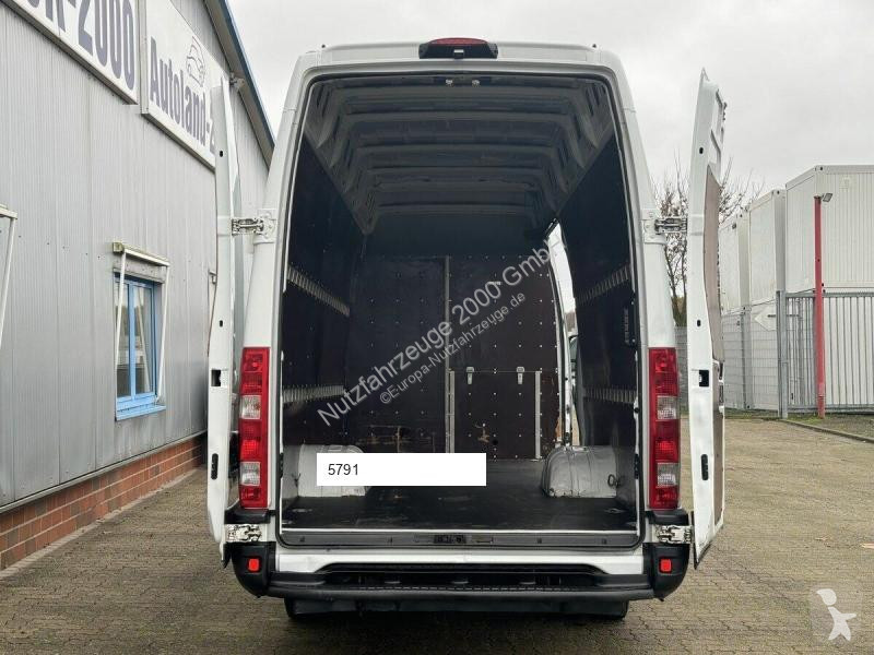 Veículo utilitário Iveco