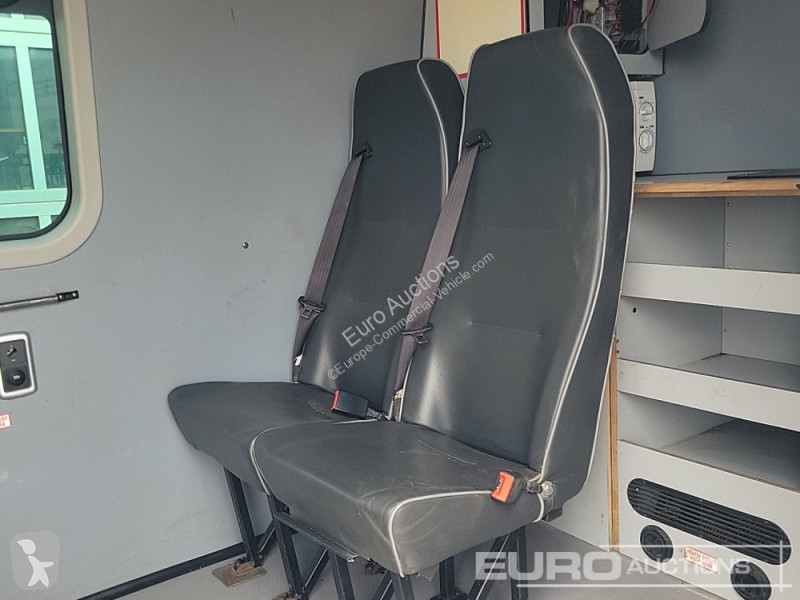 Furgoneta Iveco 35S11