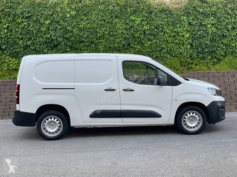 Veículo utilitário Peugeot