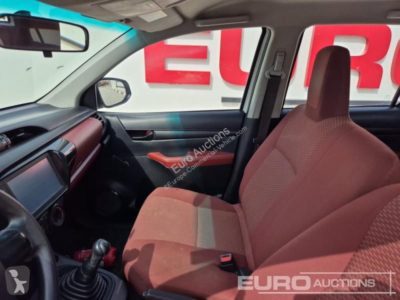 Véhicule utilitaire Toyota Hilux
