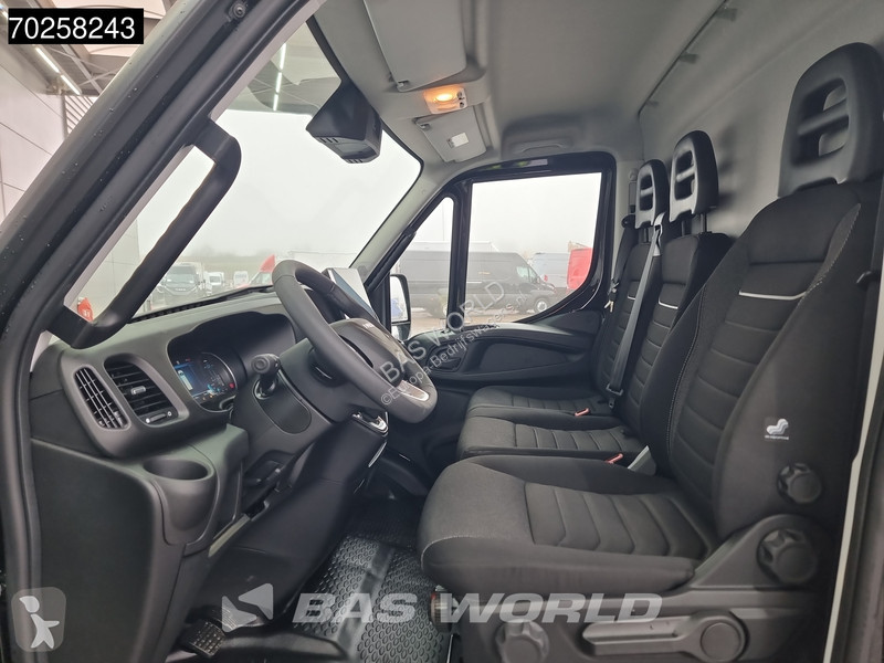 Autoutilitară Iveco 35C21 3.0L Automaat 210PK...