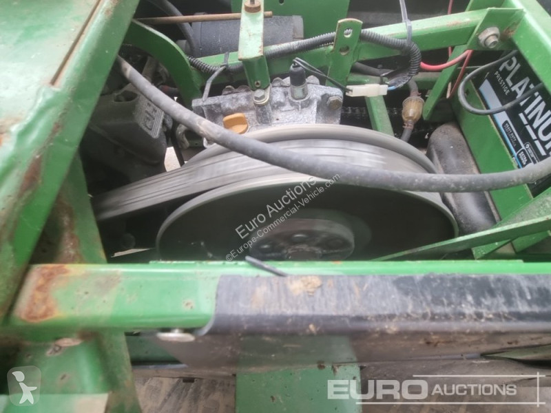 Furgoneta John Deere AMT626