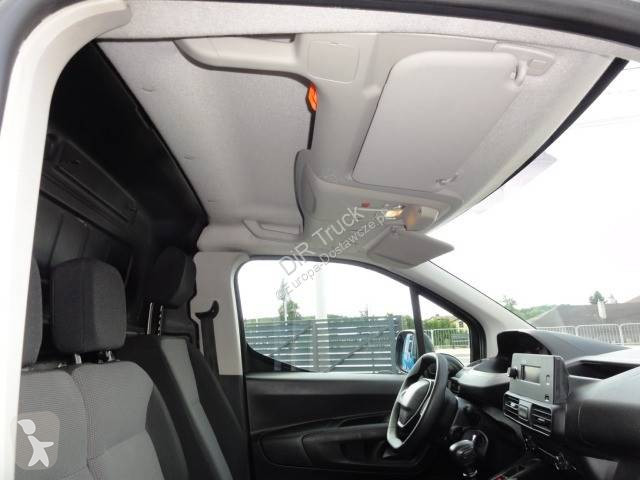 Veículo utilitário Peugeot