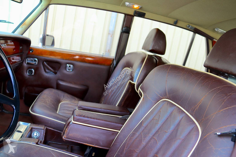 Véhicule utilitaire Rolls-Royce  Silver Shadow...