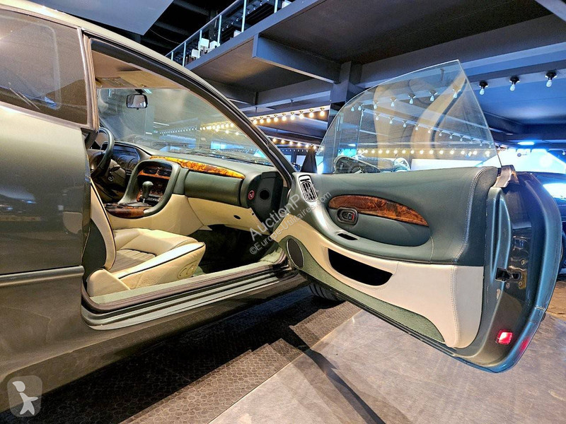 Furgoneta Aston Martin Automatic DB7