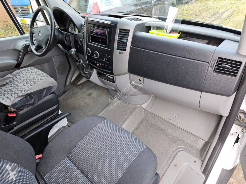 Véhicule utilitaire Mercedes (II - update) 311 CDI