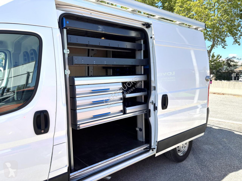 Bedrijfswagen Peugeot BOXER