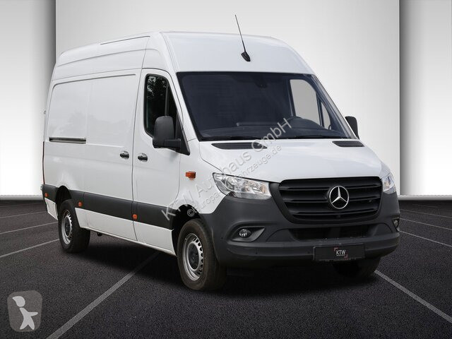 Autoutilitară Mercedes 317 CDI...