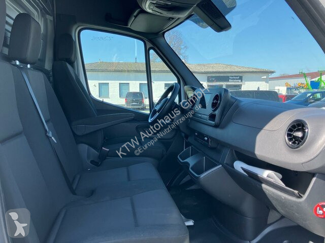 Užitkové vozidlo Mercedes 317...