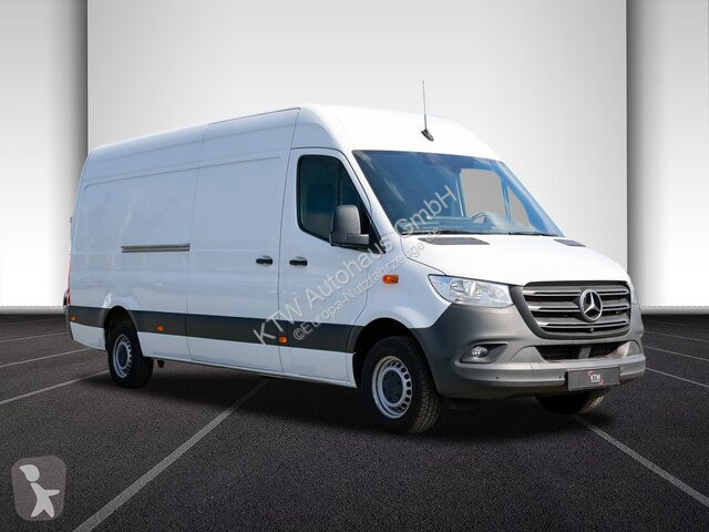 Užitkové vozidlo Mercedes 317...