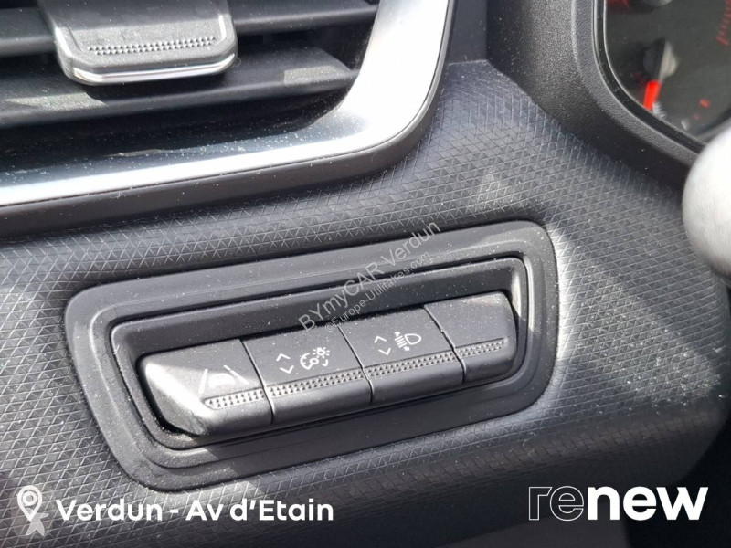 Véhicule utilitaire Renault Clio TCe 90