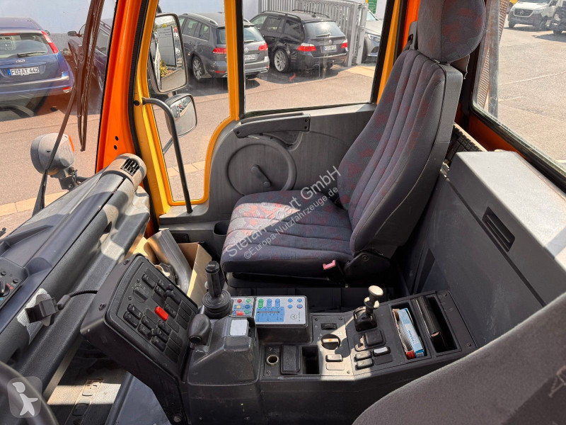 Nyttofordon Mercedes U300 4x4 Vario-Pilot Klima