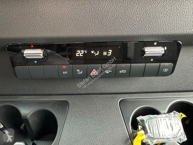 Nyttofordon Mercedes 317 CDI 3665 9G DoKa AHK...