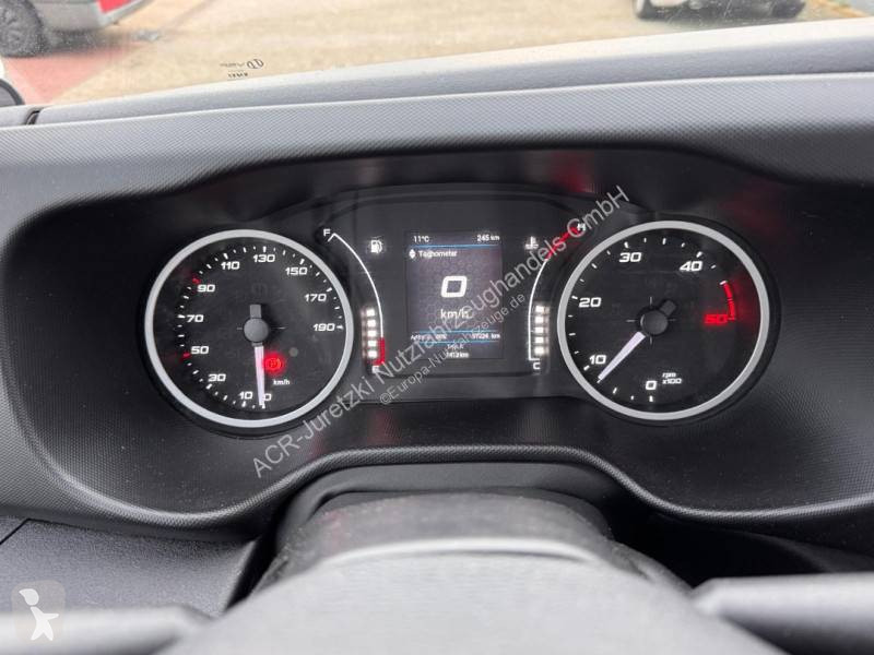 Samochód dostawczy Iveco