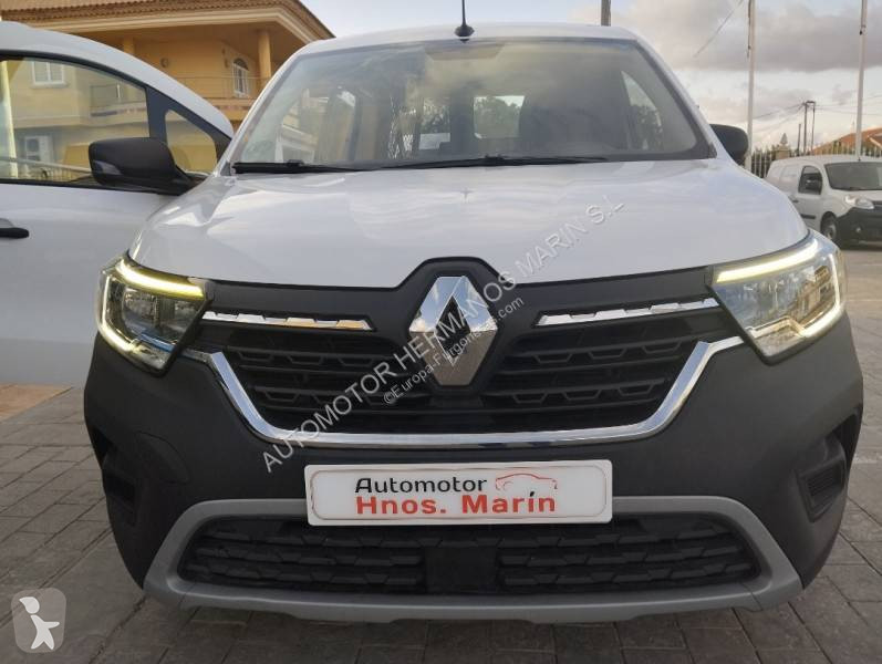 عربة نفعية Renault