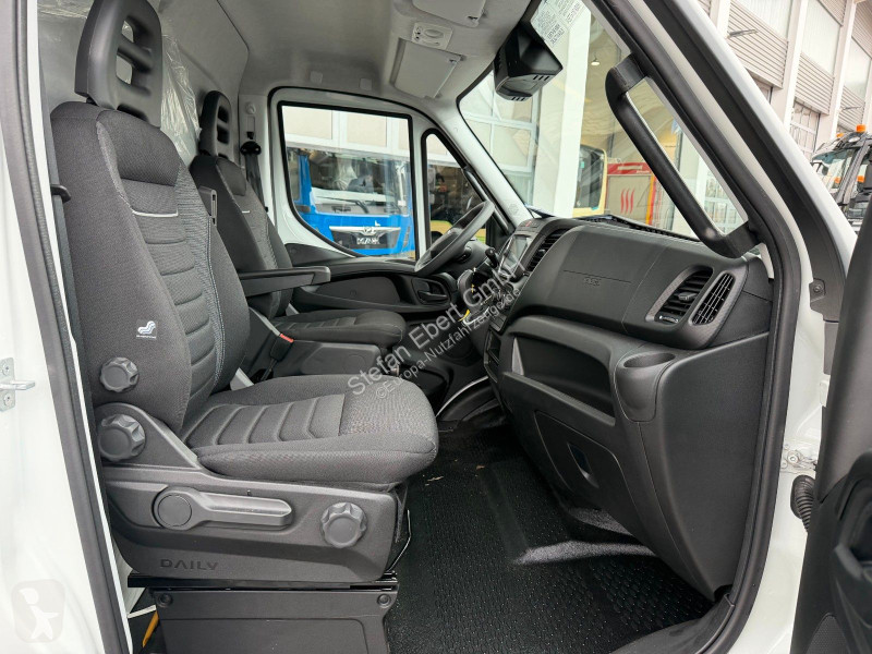 Iveco 35S14...