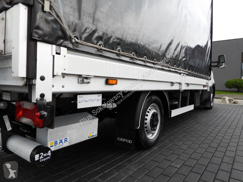 Лекотоварен автомобил Iveco 35S18 DAILY