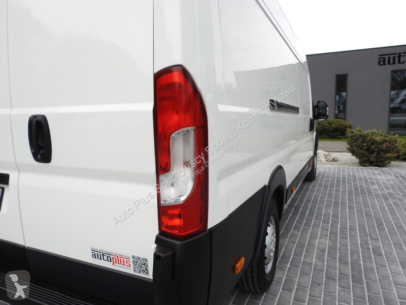 Samochód dostawczy Peugeot  BOXER
