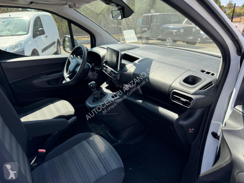 Véhicule utilitaire Opel