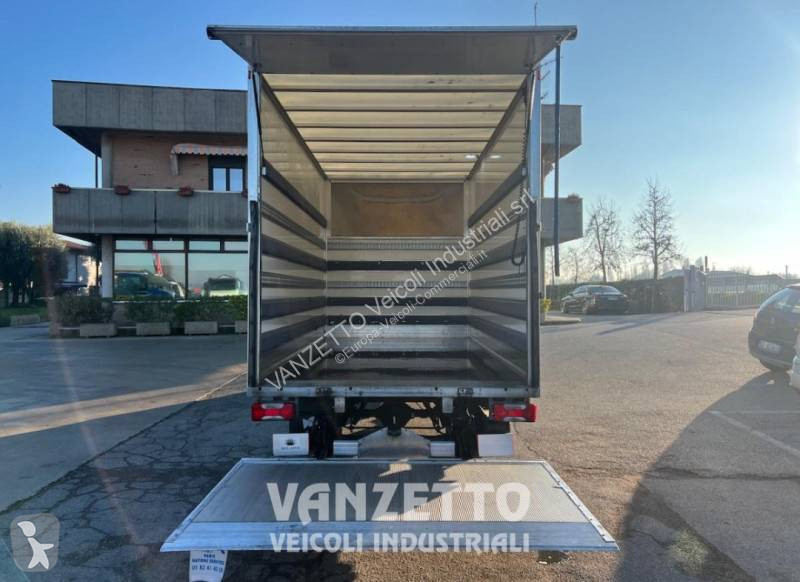 Furgoneta Iveco