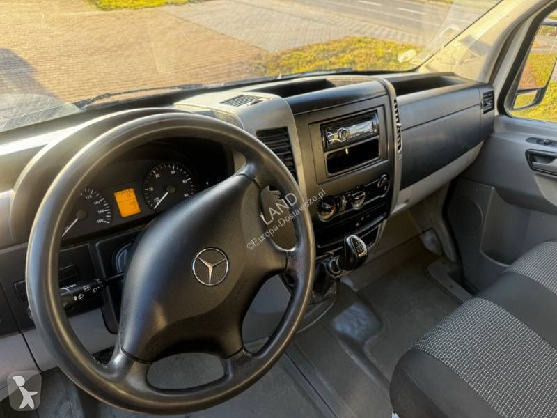 Furgoneta Mercedes