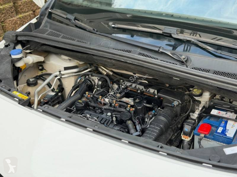 عربة نفعية Toyota 1.5 D-4D 100HP
