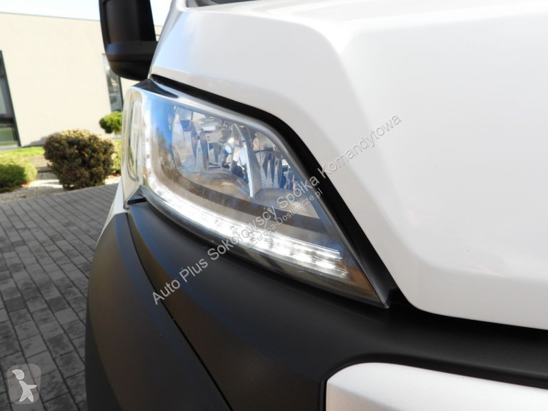 Samochód dostawczy Peugeot  BOXER