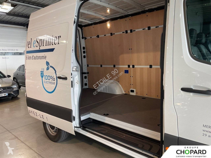 عربة نفعية Mercedes E-SPRINTER FGN 314 37 3.5T