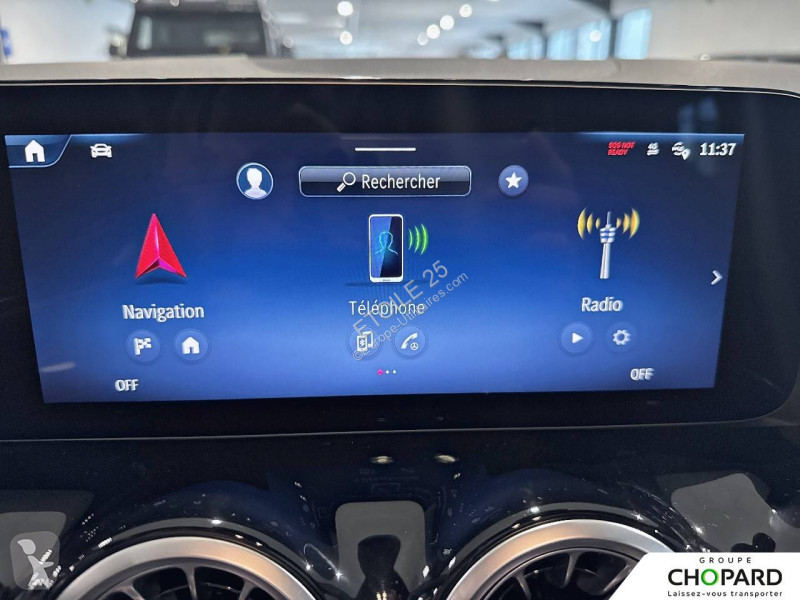 عربة نفعية Mercedes GLA 180 d 8G-DCT