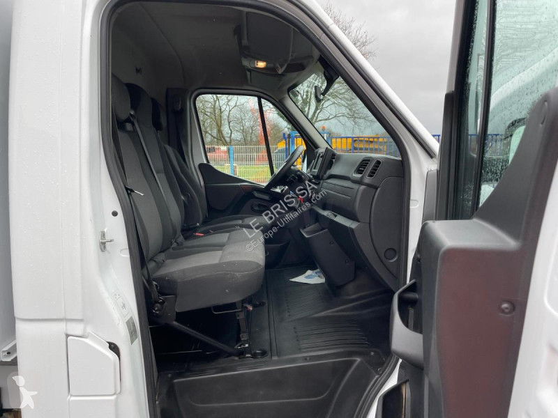 عربة نفعية Renault MASTER 130