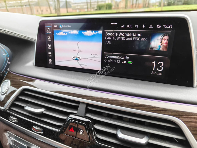 عربة نفعية BMW 745e PHEV 7 Serie