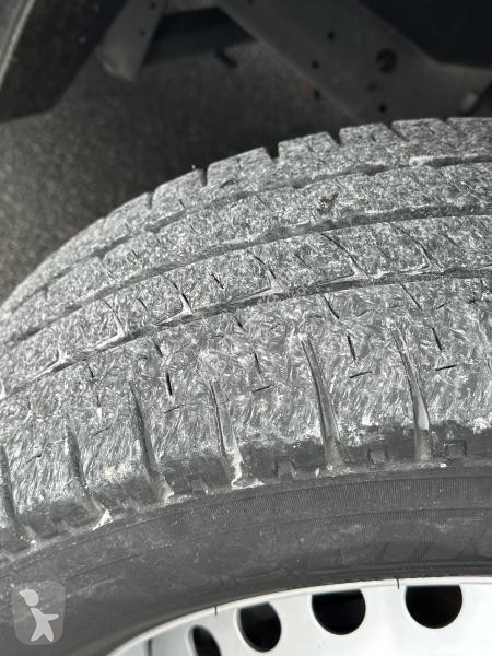 Nyttofordon Iveco 35S14 BENNE DE 2.80M COFFRE...