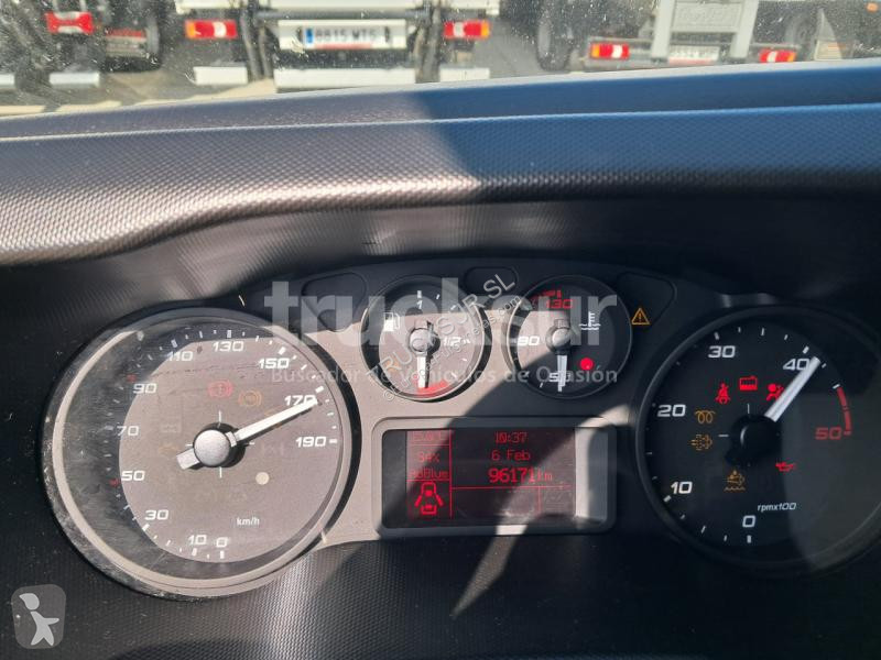 عربة نفعية Iveco  DAILY 35S16 12M3
