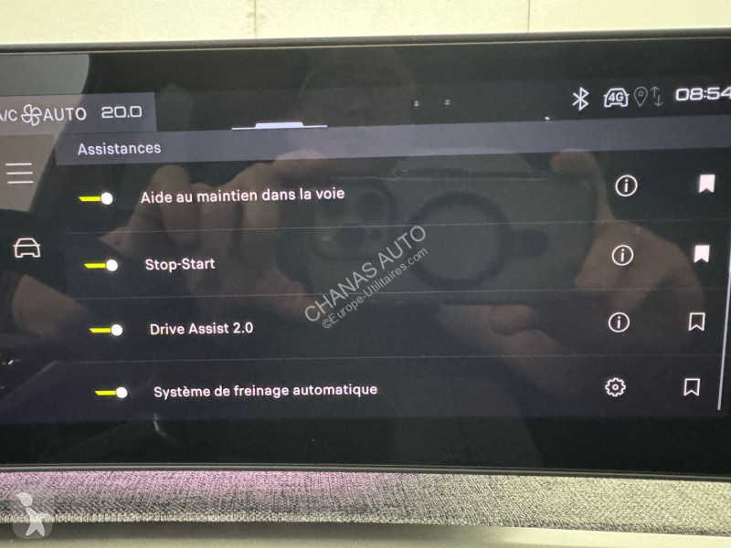 عربة نفعية Peugeot 1.2 Hybrid 145 GT e-DCS6...